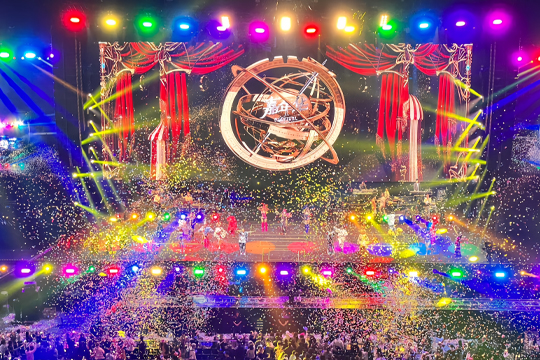 首场「狂飙」！周杰伦南京演唱会绝不配速，333体育巨幕引爆狂欢！